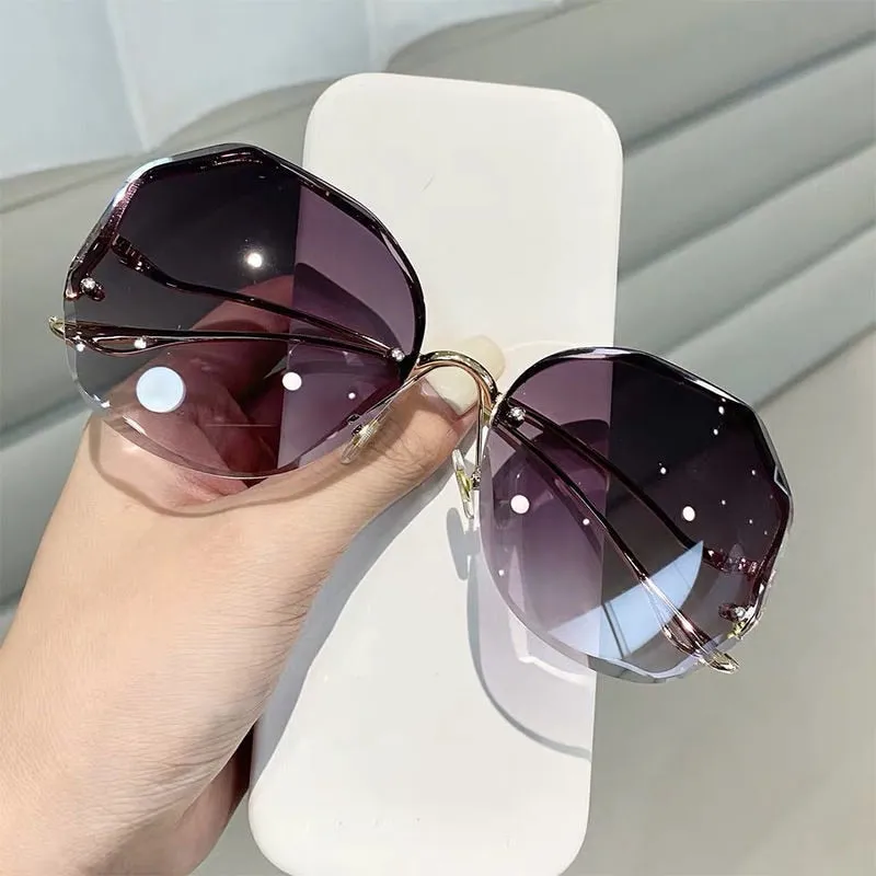 2022 Women Fashion Tea Gradient Sunglasses