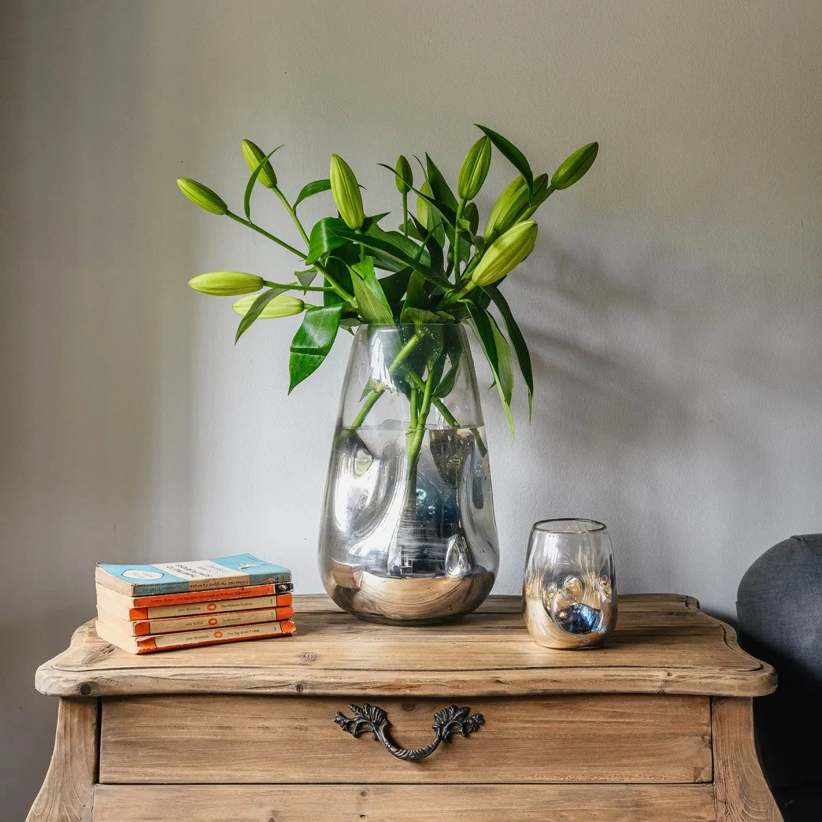 Claymore Mirrored Glass Vase