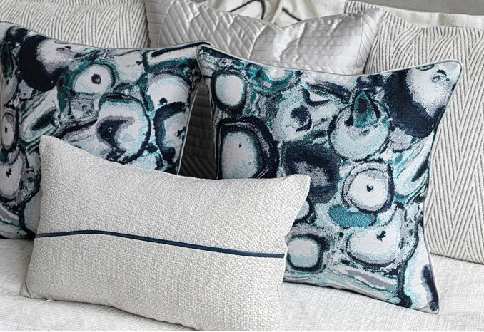 Grey And Blue Agate Pattern Bed Cushion Set