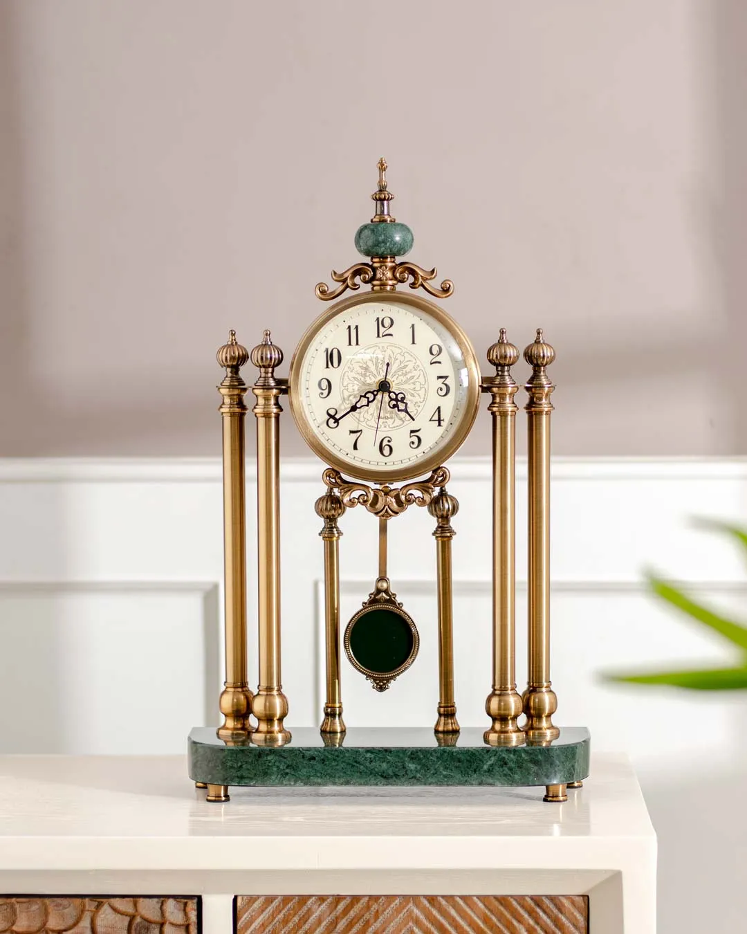 'Villa Vista' Vintage Mantle Clock with Pendulum